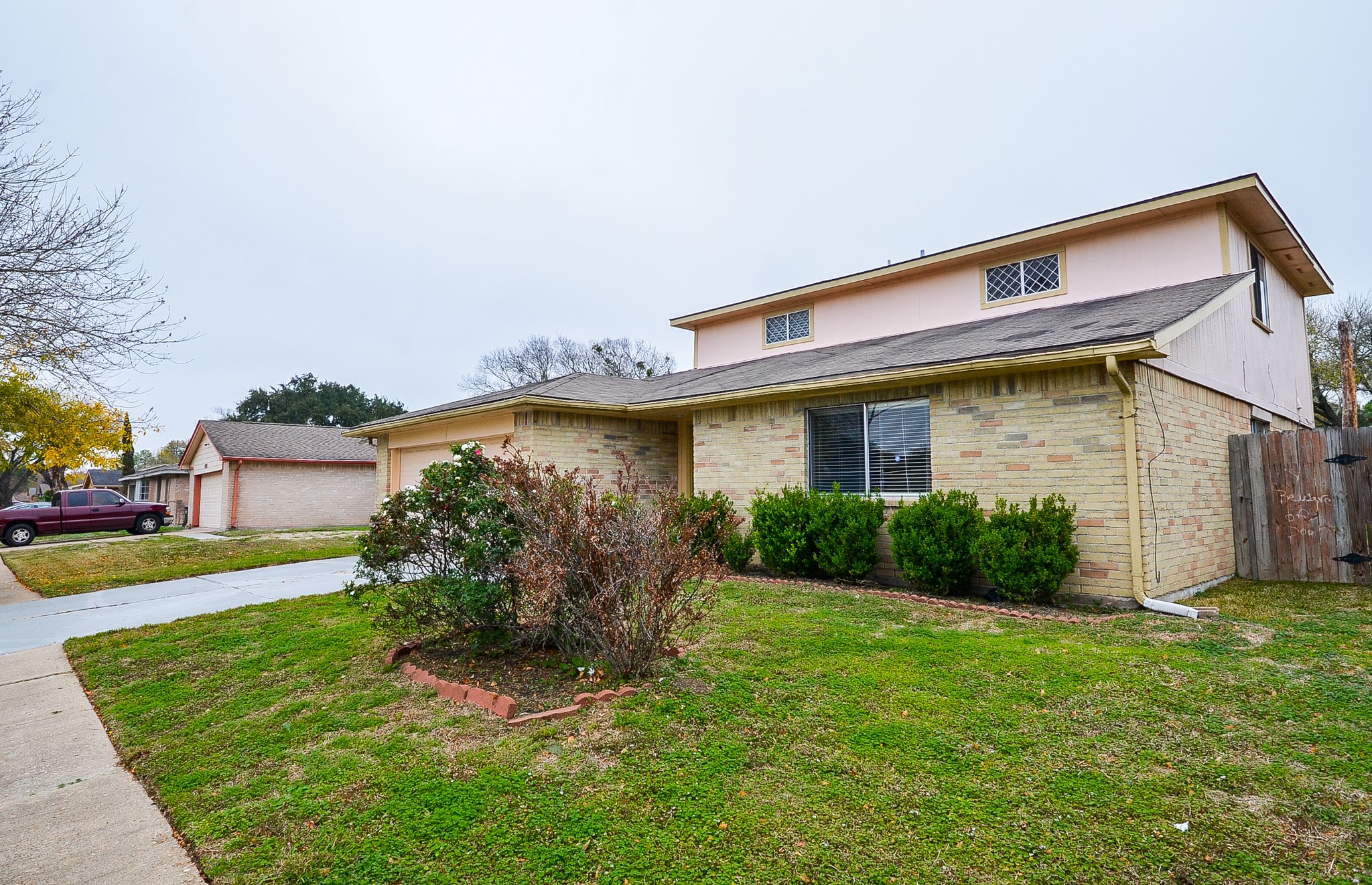 10311 Old Towne Lane Sugar Land TX 77498