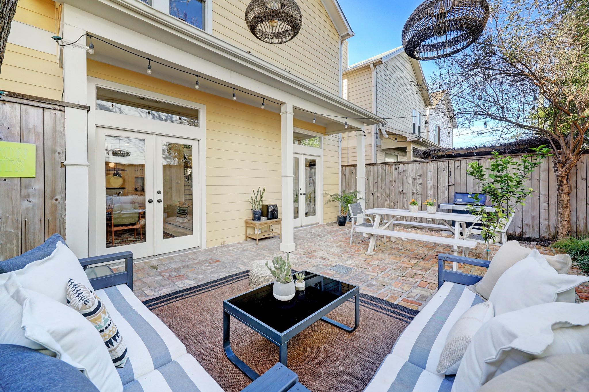 1806 Nicholson Street Houston TX 77008