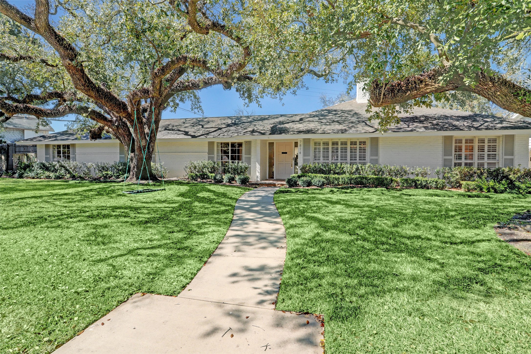 7814 Woodway Drive Houston TX 77063