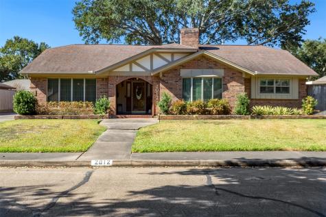 2012 Briar Lane Richmond TX 77469