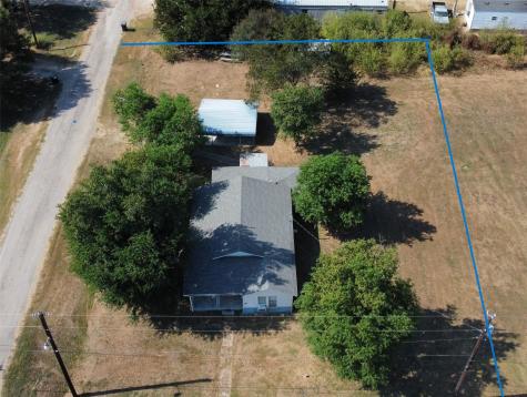 805 Caldwell Street Lexington TX 78947