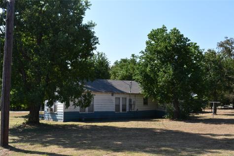 805 Caldwell Street Lexington TX 78947