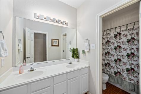 10310 Five Oaks Lane Missouri City TX 77459