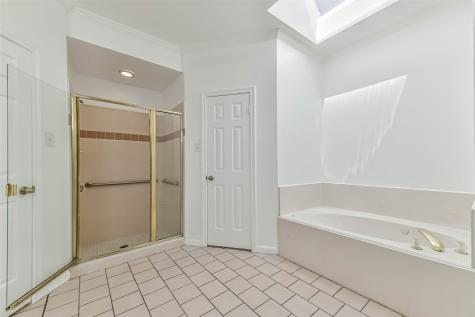 8022 17th Green Drive Humble TX 77346