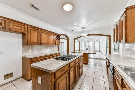 8022 17th Green Drive Humble TX 77346