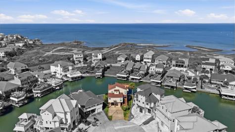 3902 Island Court Galveston TX 77554