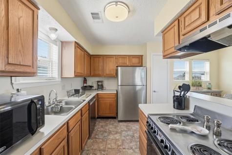 3902 Island Court Galveston TX 77554
