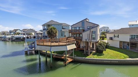 3902 Island Court Galveston TX 77554
