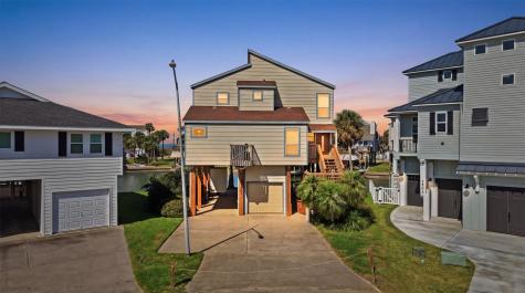 3902 Island Court Galveston TX 77554