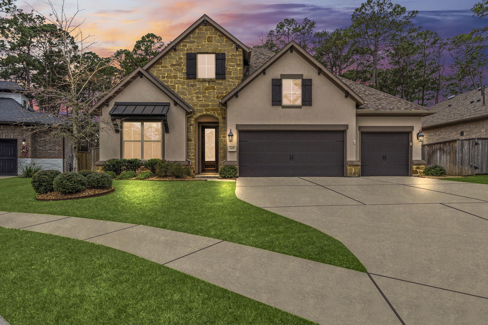 608 Castlewood Cove Lane Pinehurst TX 77362