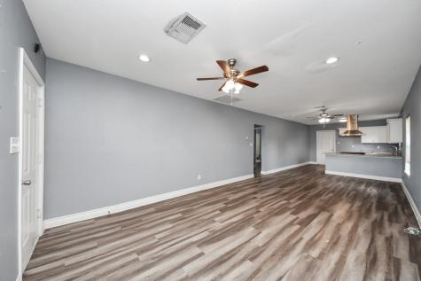 221 Highway 3 N Texas City TX 77591