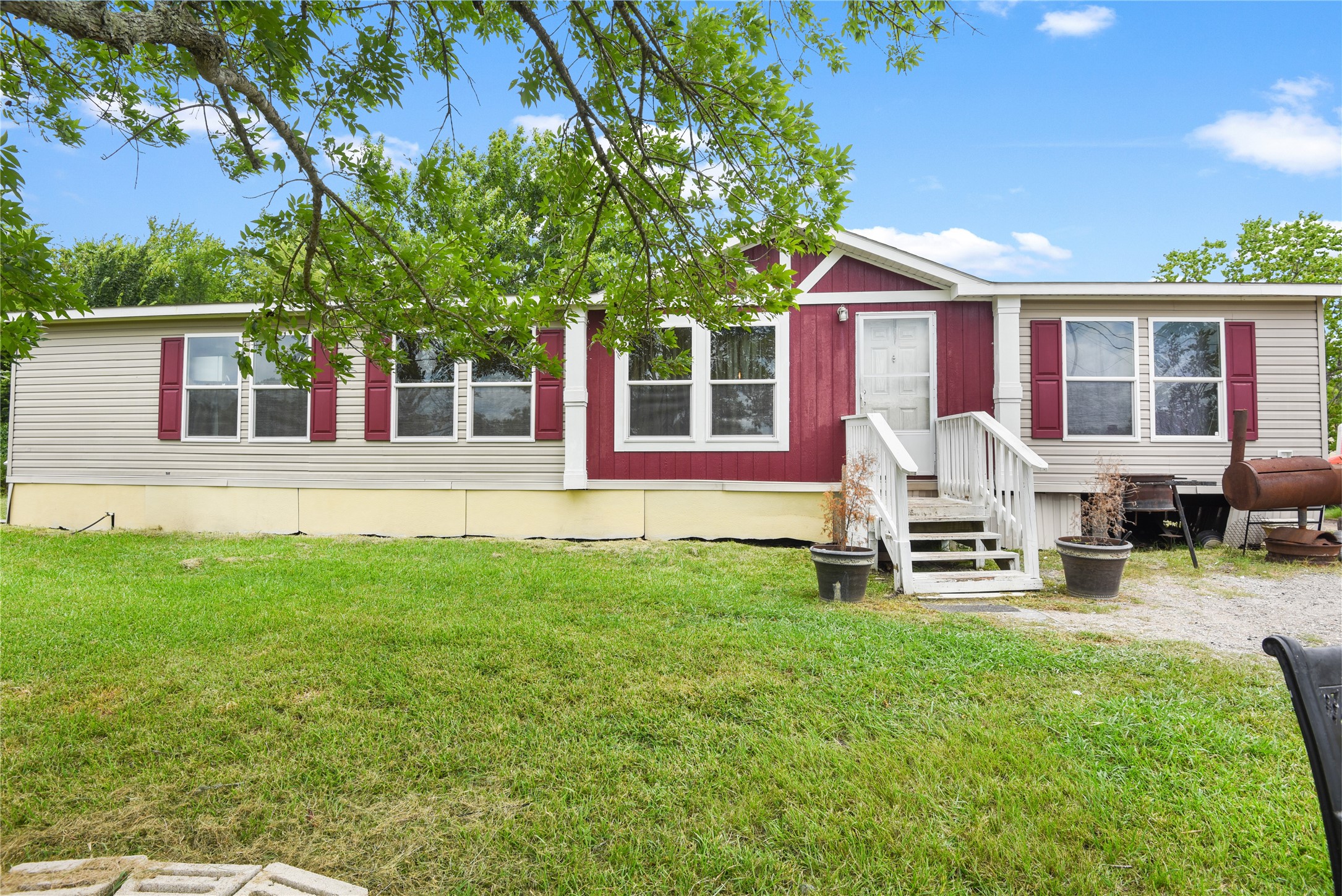 79 County Road 4903 Dayton TX 77535