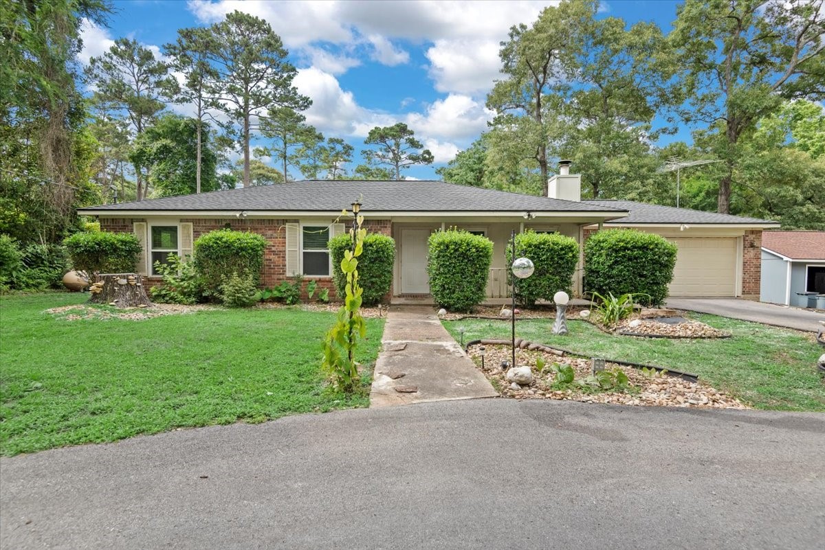 134 Greenbriar Drive Magnolia TX 77355