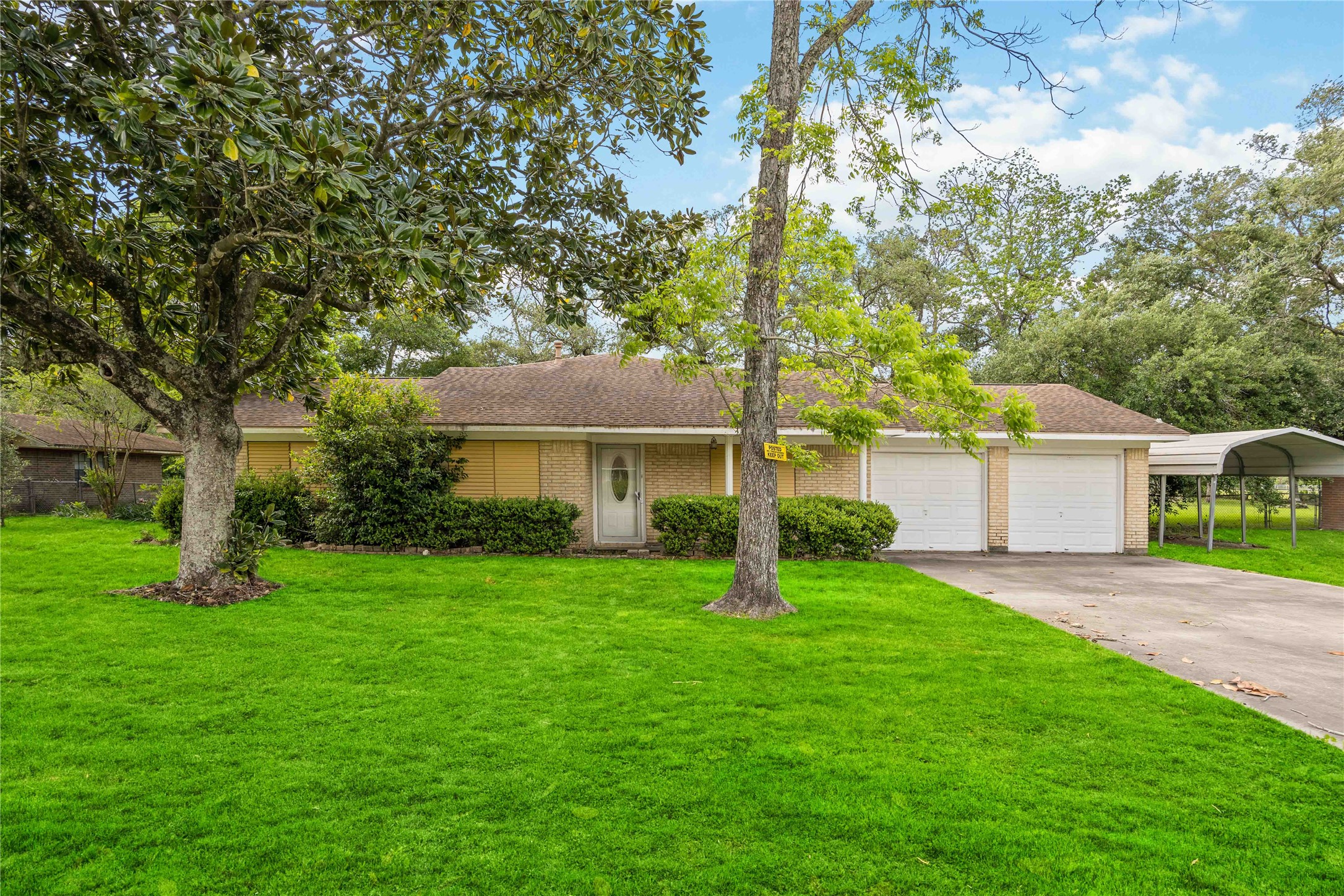 5618 Avenue M 1/2 Santa Fe TX 77510