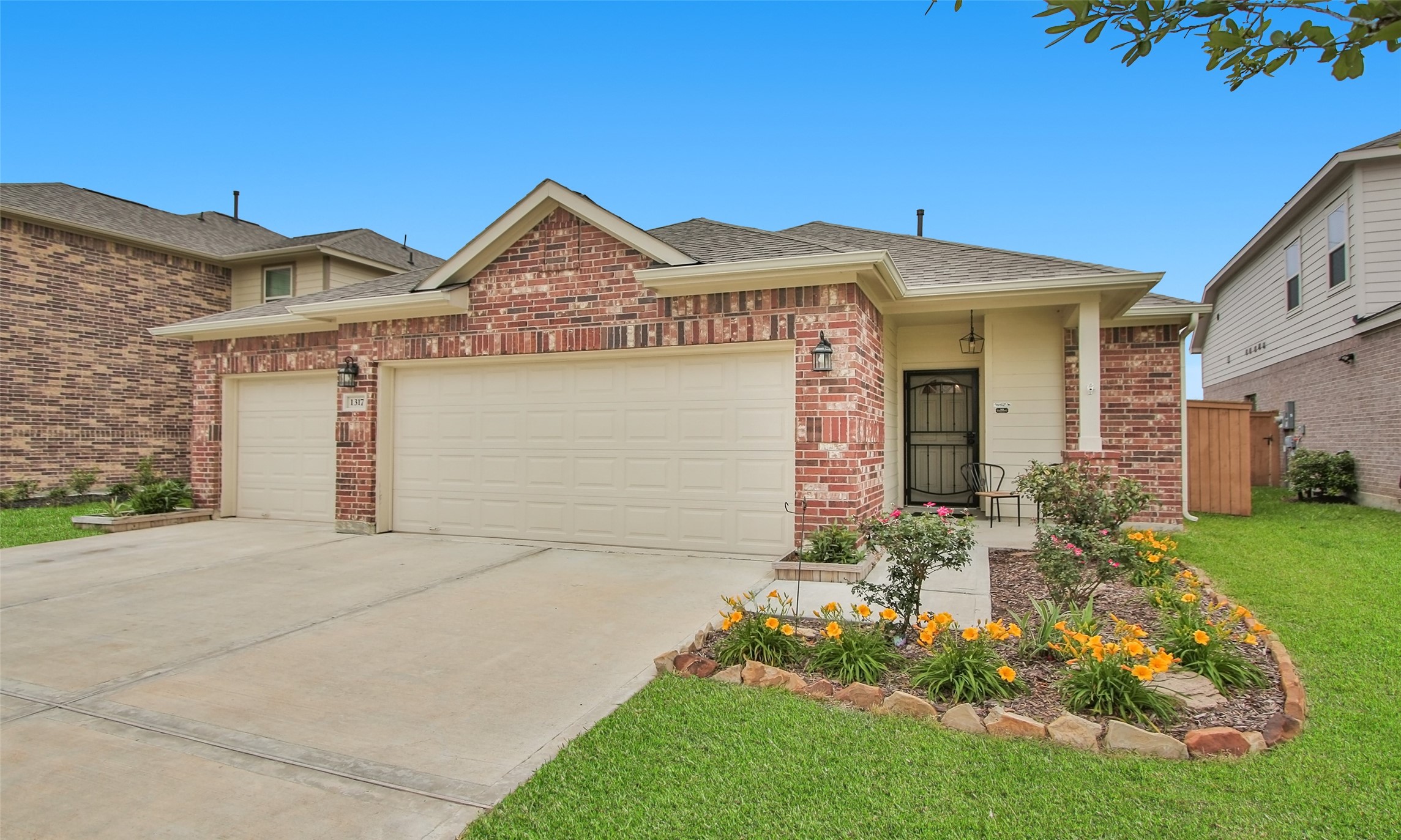 1317 Scarlet Mountain Drive Rosharon TX 77583
