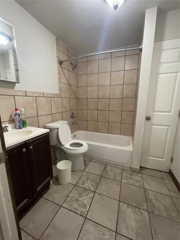 1212 Layton Drive Baytown TX 77520