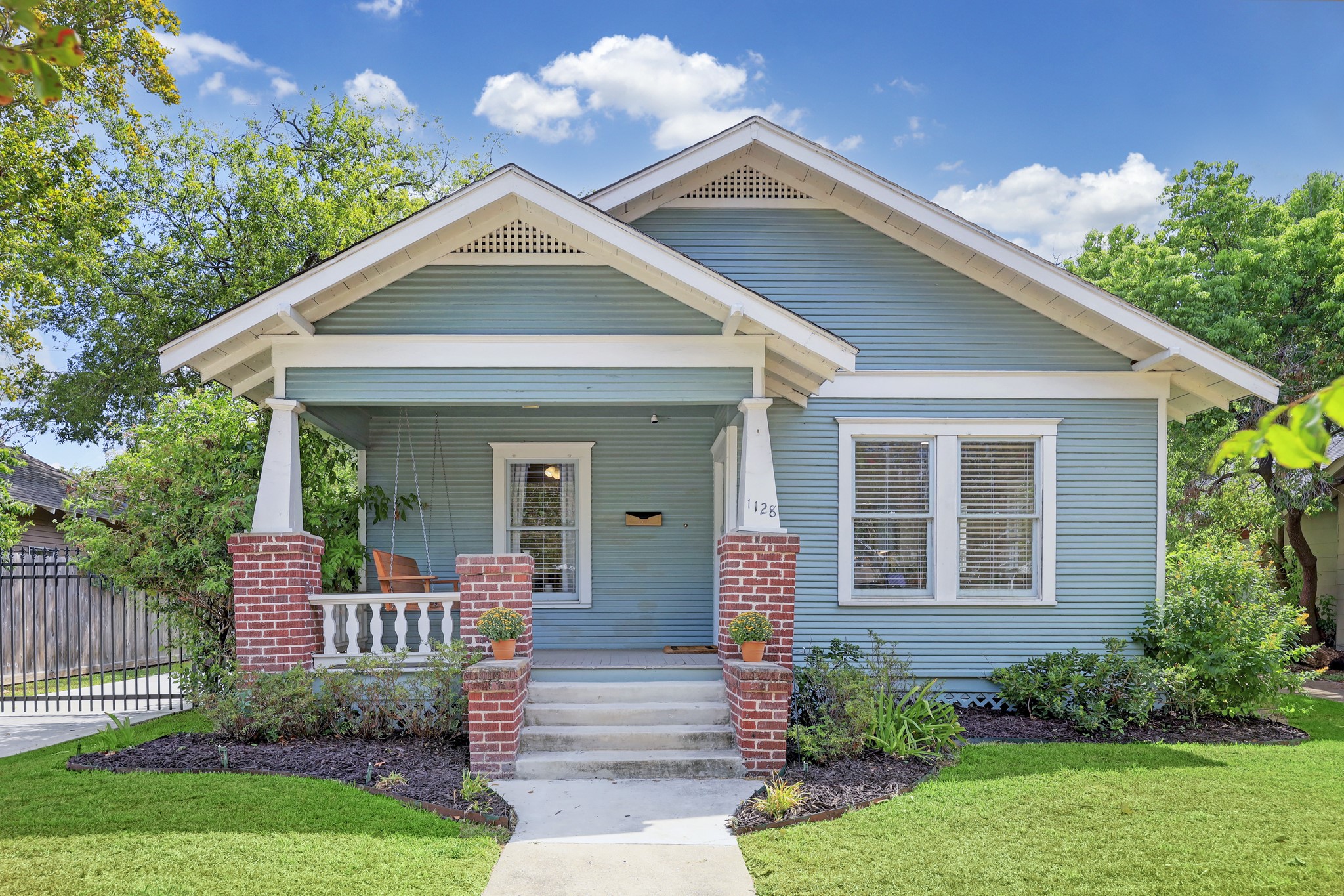 1128 Winston Street Houston TX 77009