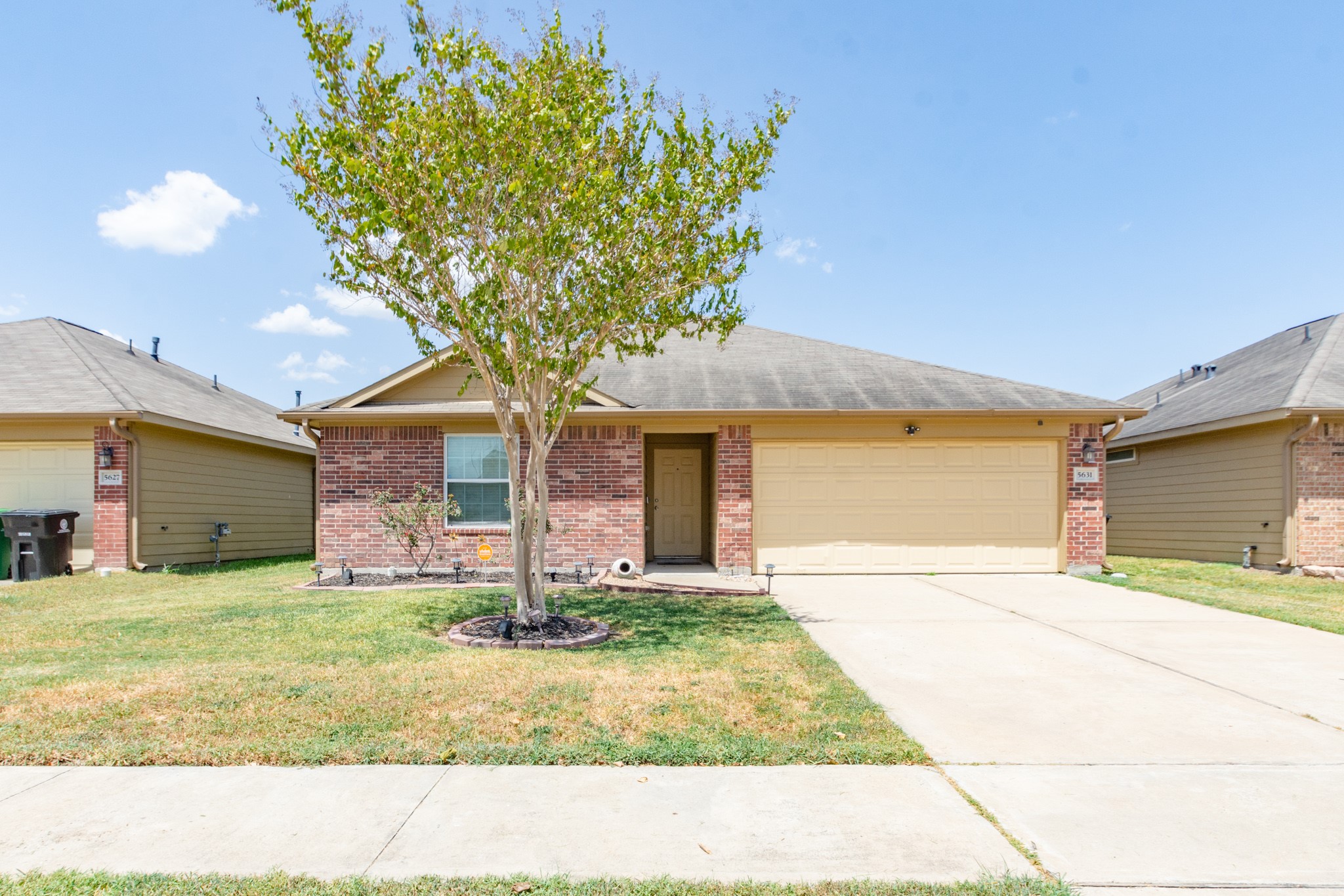 5631 Park Village Drive Houston TX 77048