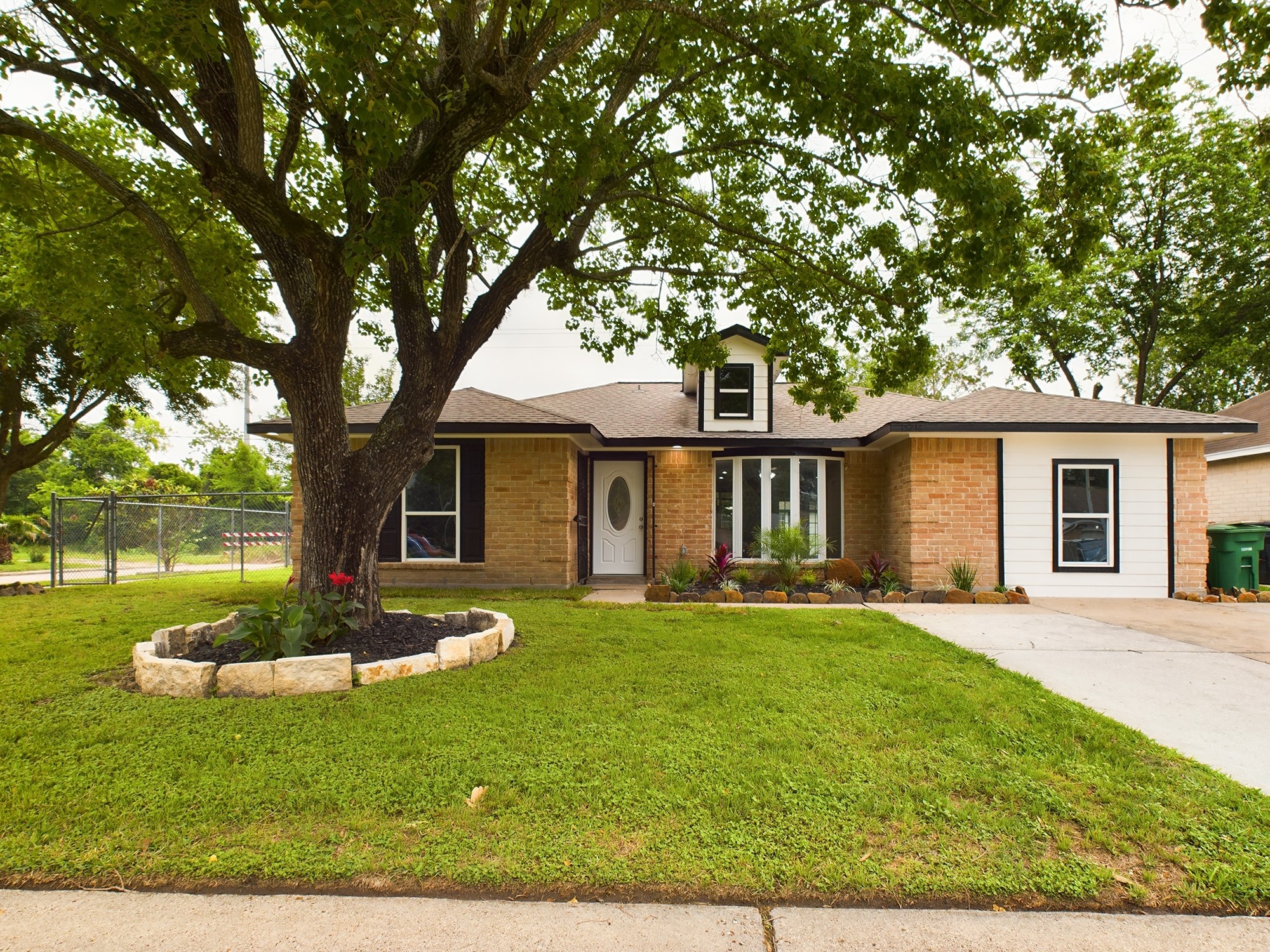 15246 Dogwood Tree Street Houston TX 77060