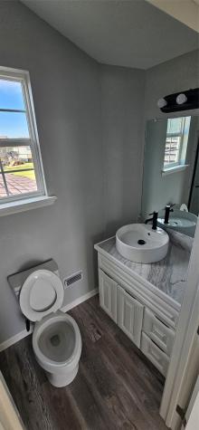 1643 Railroad Avenue Dickinson TX 77539