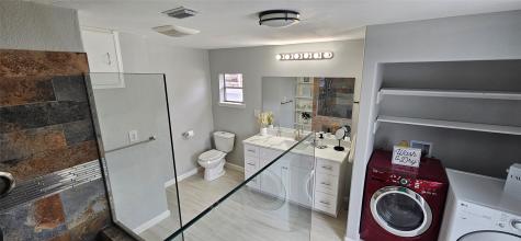 1643 Railroad Avenue Dickinson TX 77539