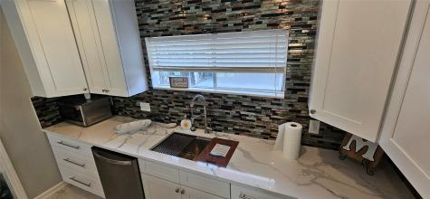 1643 Railroad Avenue Dickinson TX 77539