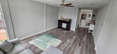 1643 Railroad Avenue Dickinson TX 77539