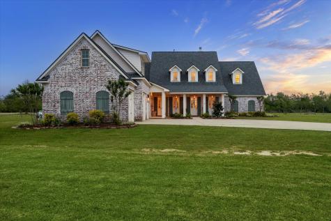 2920 Megan Lynn Lane Alvin TX 77511
