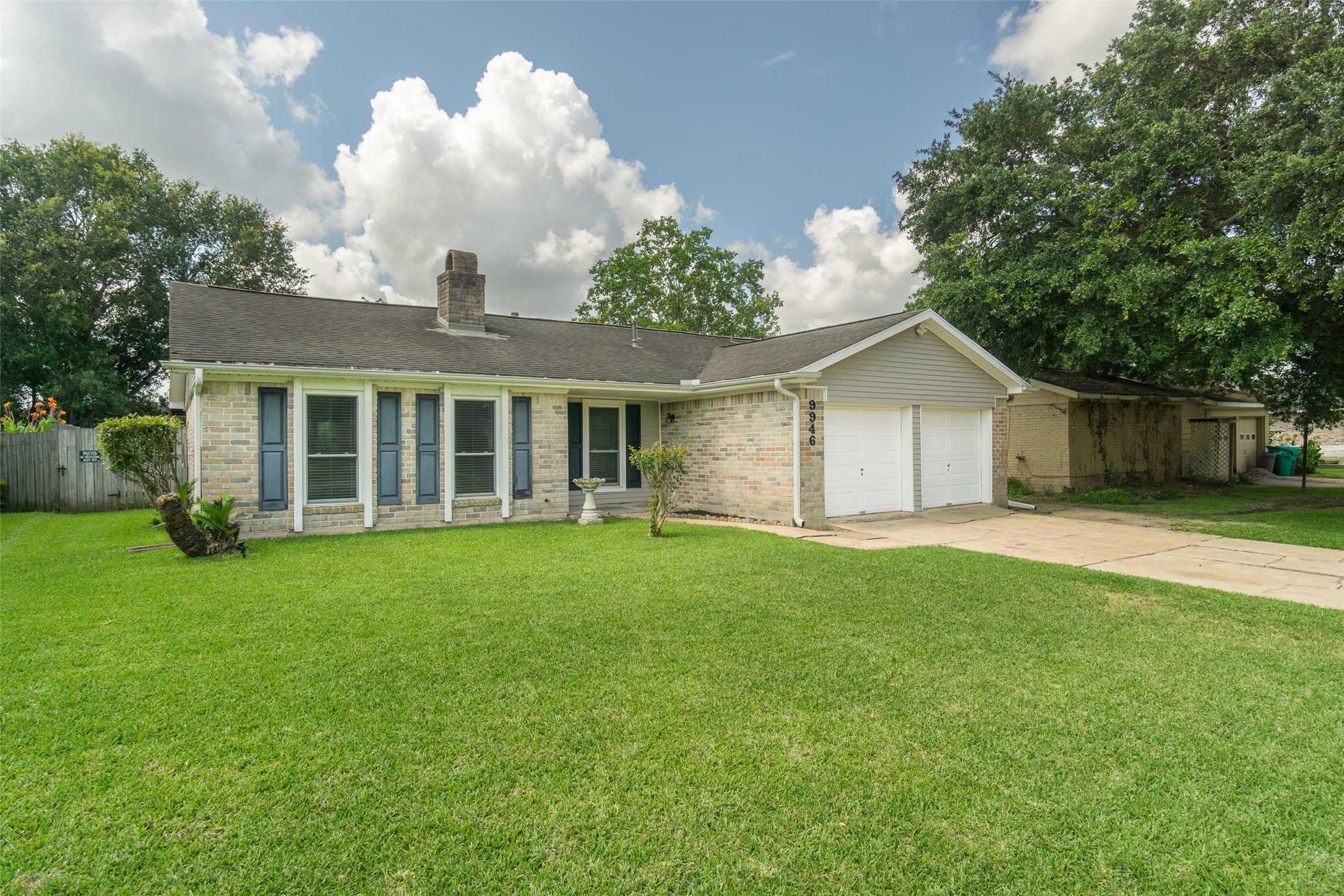 9946 Sageroyal Lane Houston TX 77089