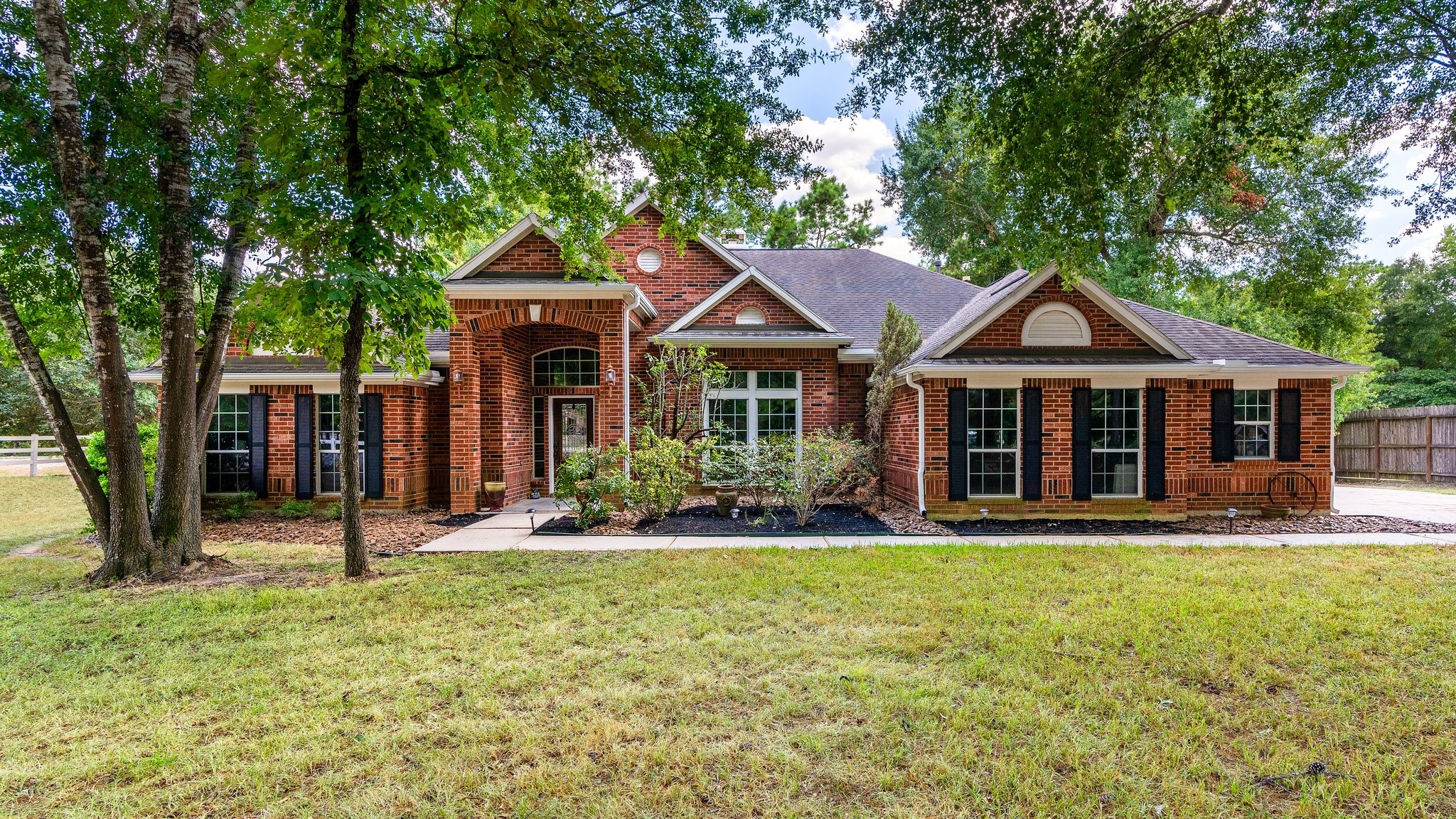 15505 Queen Elizabeth Court Montgomery TX 77316