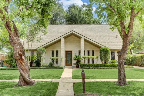 12315 Meadowdale Drive Meadows Place TX 77477