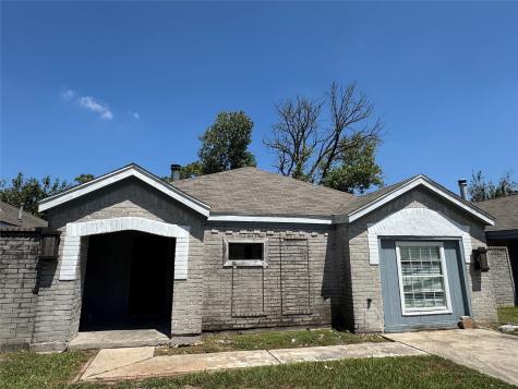 11839 Greencanyon Drive Houston TX 77044