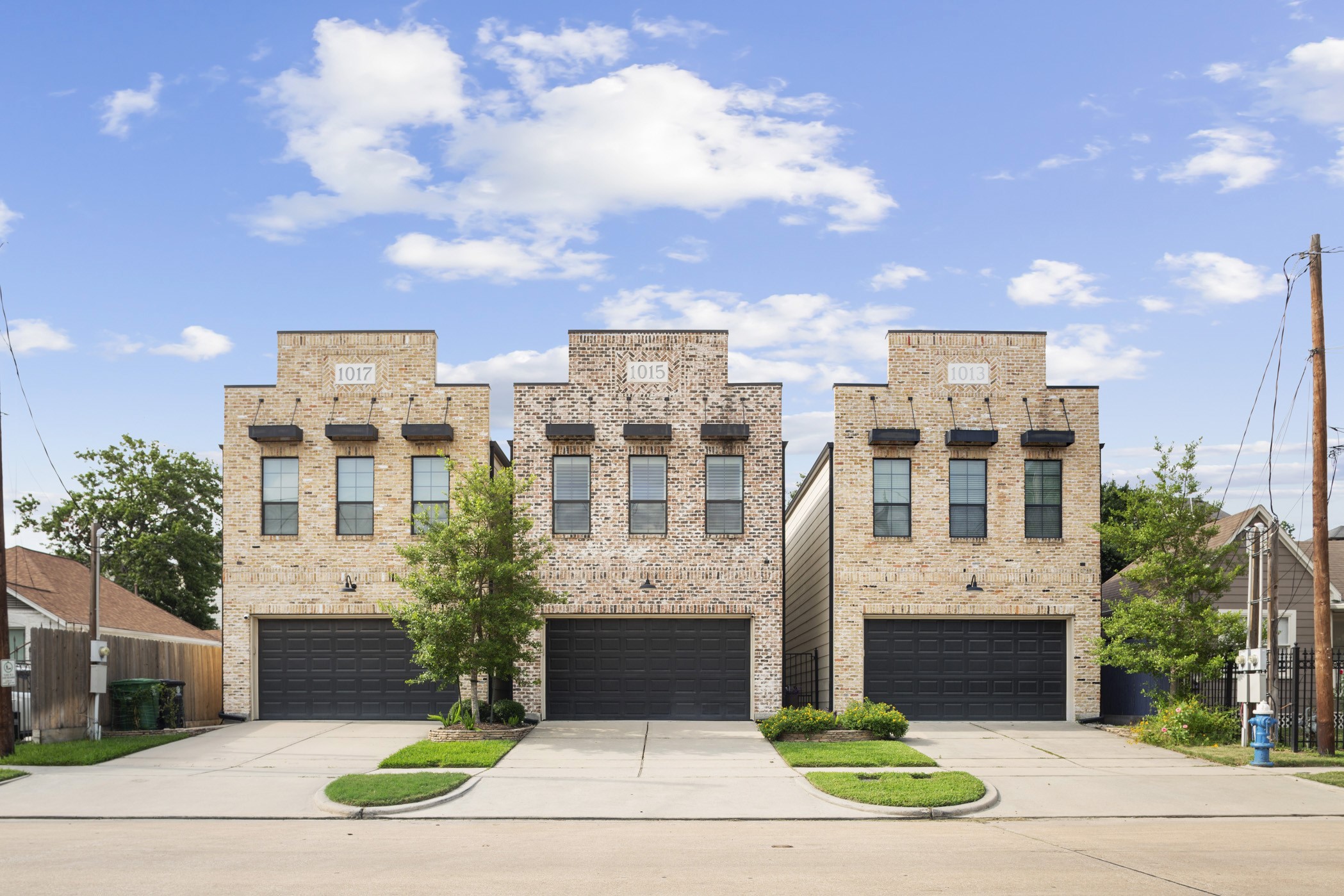 1015 W 23rd Street Houston TX 77008