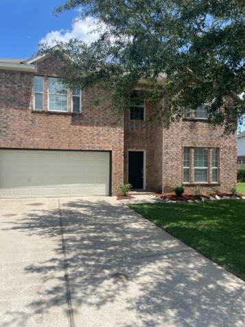 1723 N Highlands Crossing Highlands TX 77562