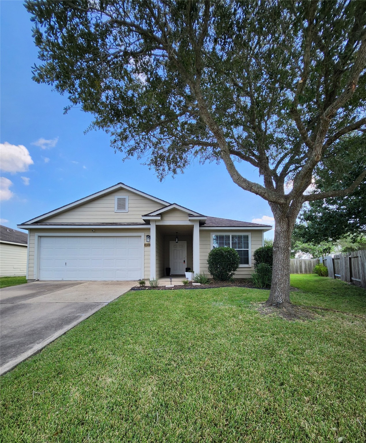6914 Dawn Bloom Lane Richmond TX 77469