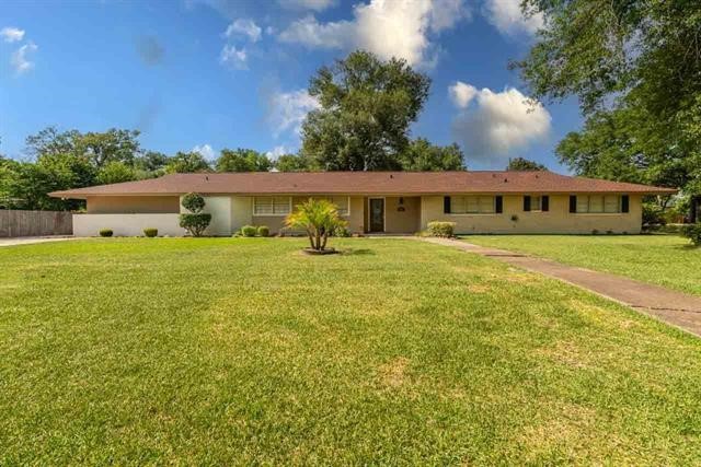 3510 Evalon Avenue Beaumont TX 77706