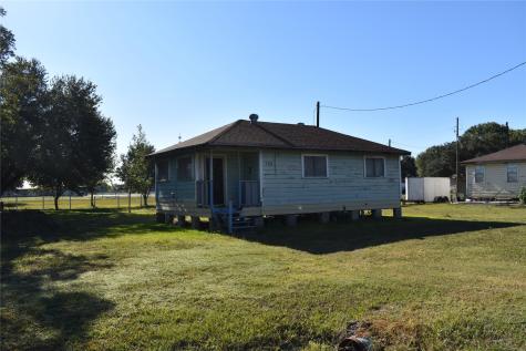 705 Margie Street Wallis TX 77485