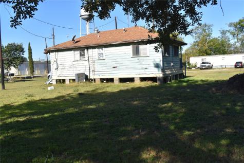 705 Margie Street Wallis TX 77485
