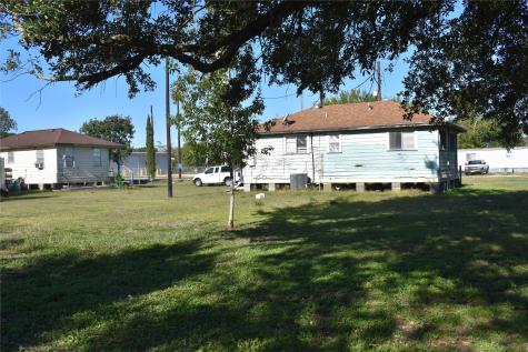 705 Margie Street Wallis TX 77485