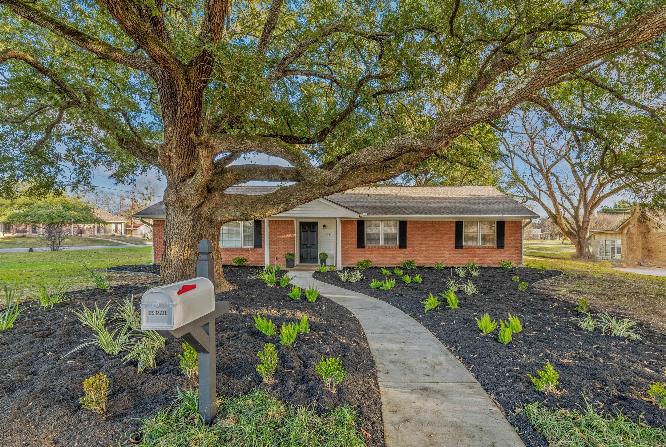 907 Ruskin Drive Bryan TX 77802