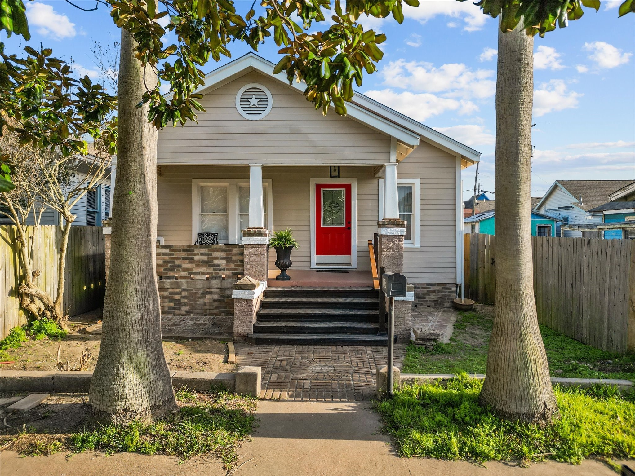 1019 Avenue M Galveston TX 77550