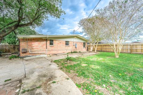 2809 5th Avenue N Texas City TX 77590