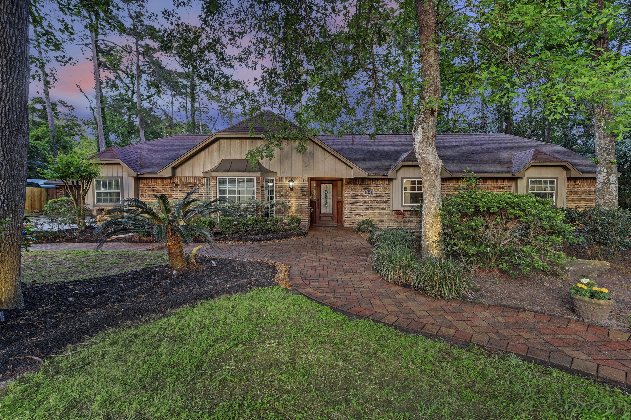 1002 Lisa Lane Kingwood TX 77339