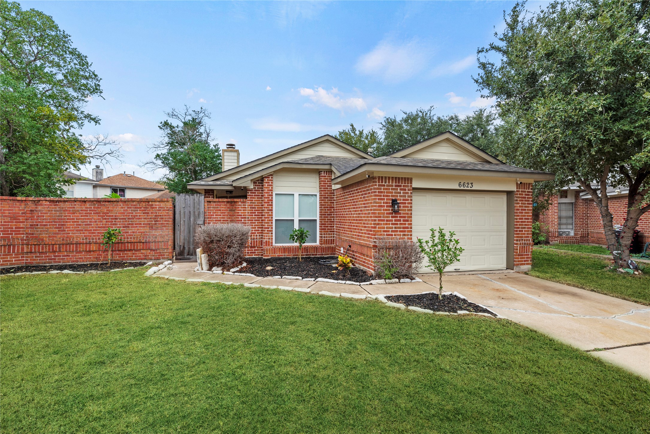 6623 Laurel Glen Drive Katy TX 77449