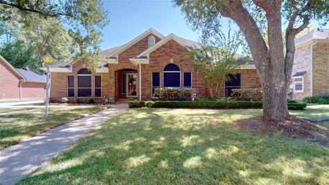 1205 Silverleaf Drive Friendswood TX 77546