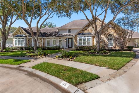 15 Dartmoor Court Sugar Land TX 77479