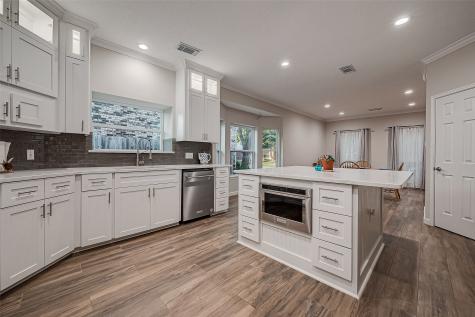 2110 Amber Glen Lane Katy TX 77494