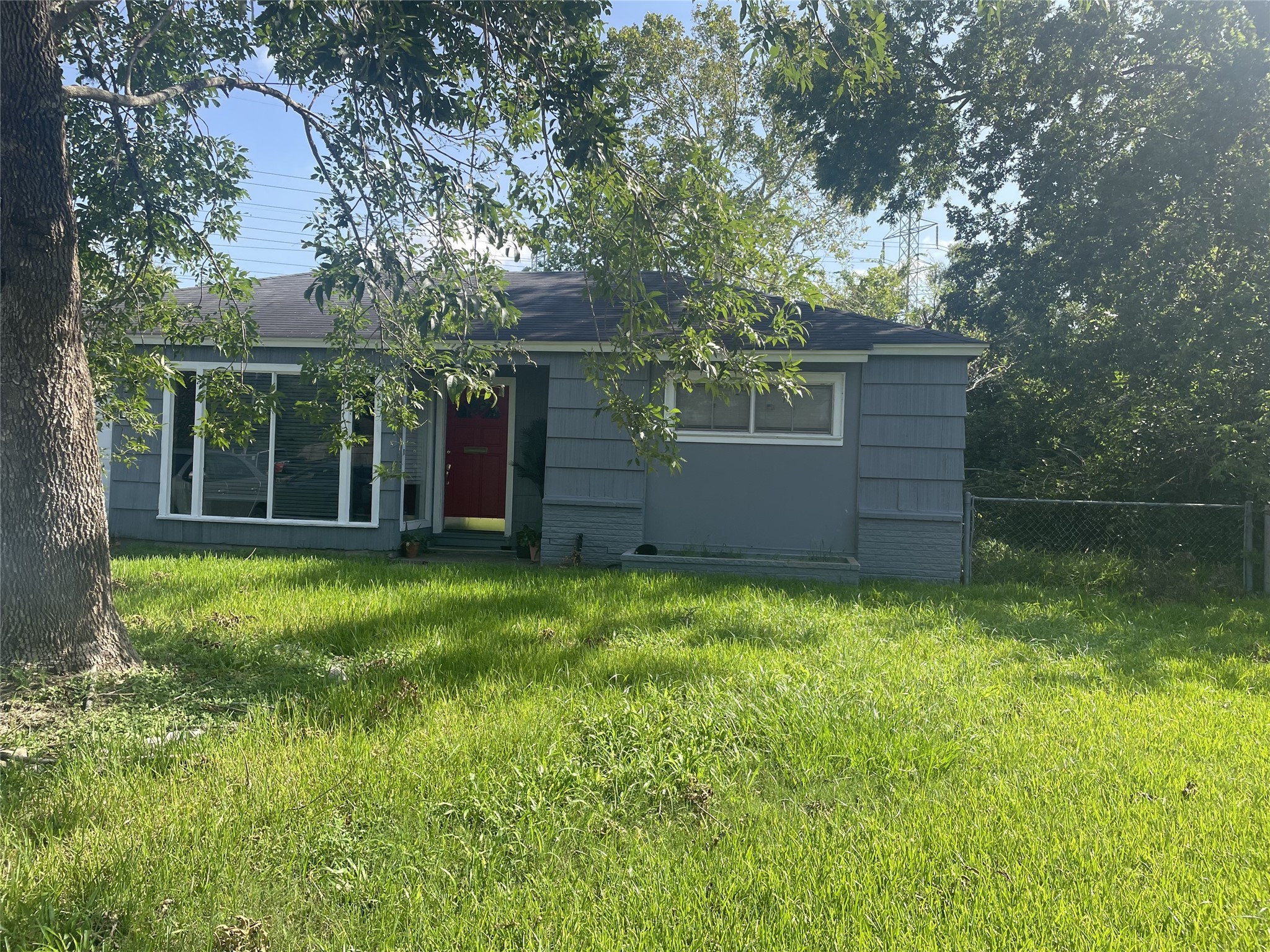 5751 Rue Street Houston TX 77033