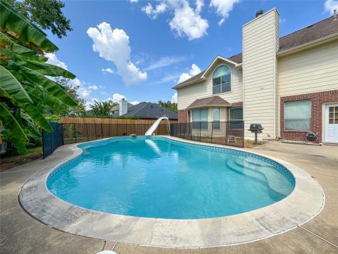 3015 Signal Hill Drive Friendswood TX 77546