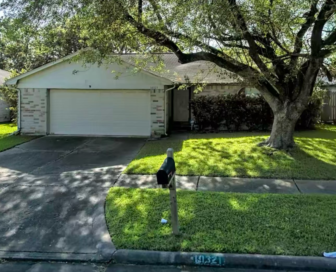 10321 Long River Drive Sugar Land TX 77498